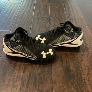 Barely Used football Cleats